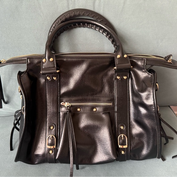 NWT) Black shoulder/satchel/hand bag - Picture 7 of 8